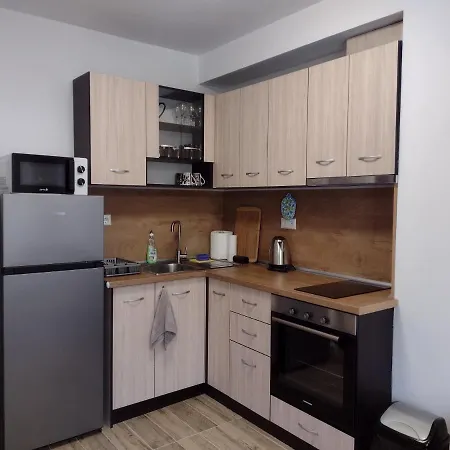 Apartamento на градина